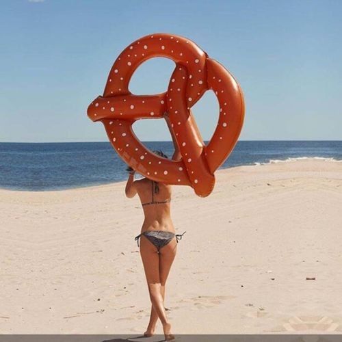 Μεγάλο ψωμί νερό διασκέδαση PVC φουσκωτό pretzel πλωτή δαχτυλίδι πισίνα πλωτές για ενήλικες