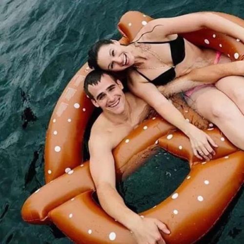 Μεγάλο ψωμί νερό διασκέδαση PVC φουσκωτό pretzel πλωτή δαχτυλίδι πισίνα πλωτές για ενήλικες
